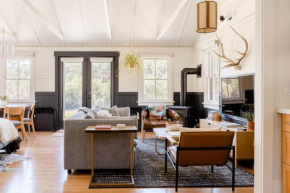 Wild Hair Studio-stylish Farm Stay W Ev Charger